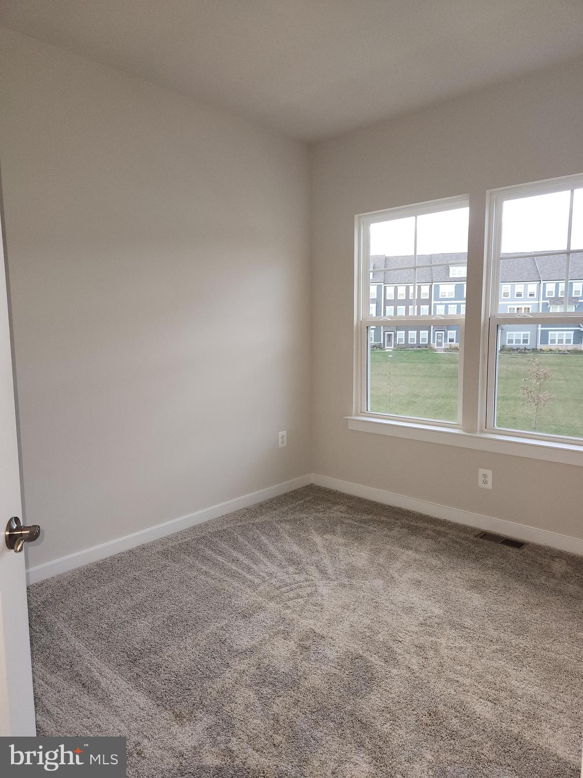 POTOMAC SHORES - Residential Lease