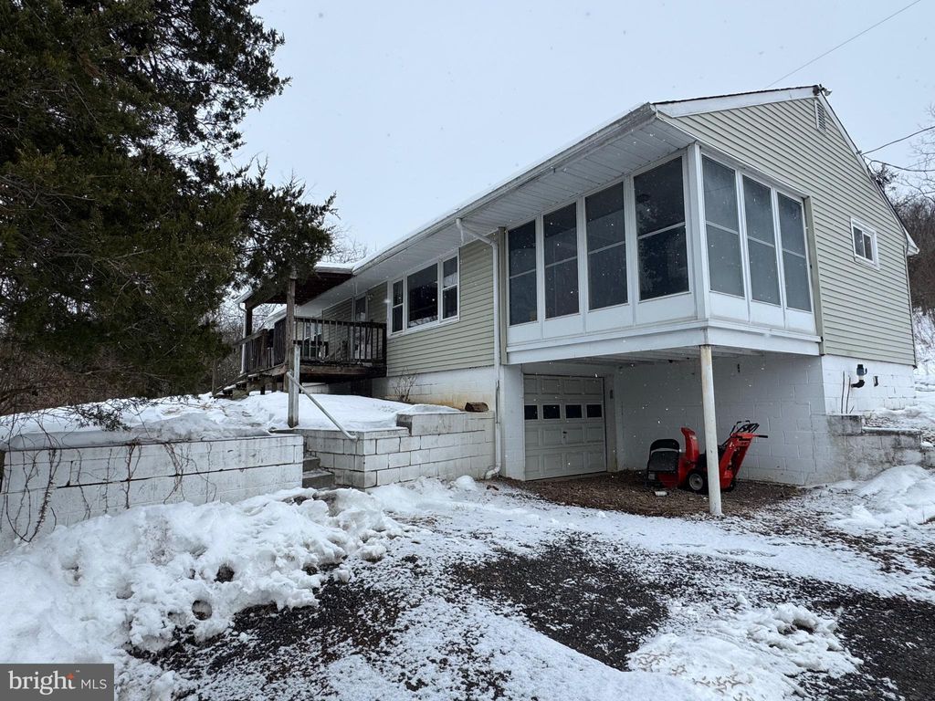 Photo of 11070 Creekside Drive, HUNTINGDON, PA 16652 (MLS # PAHU2024038)