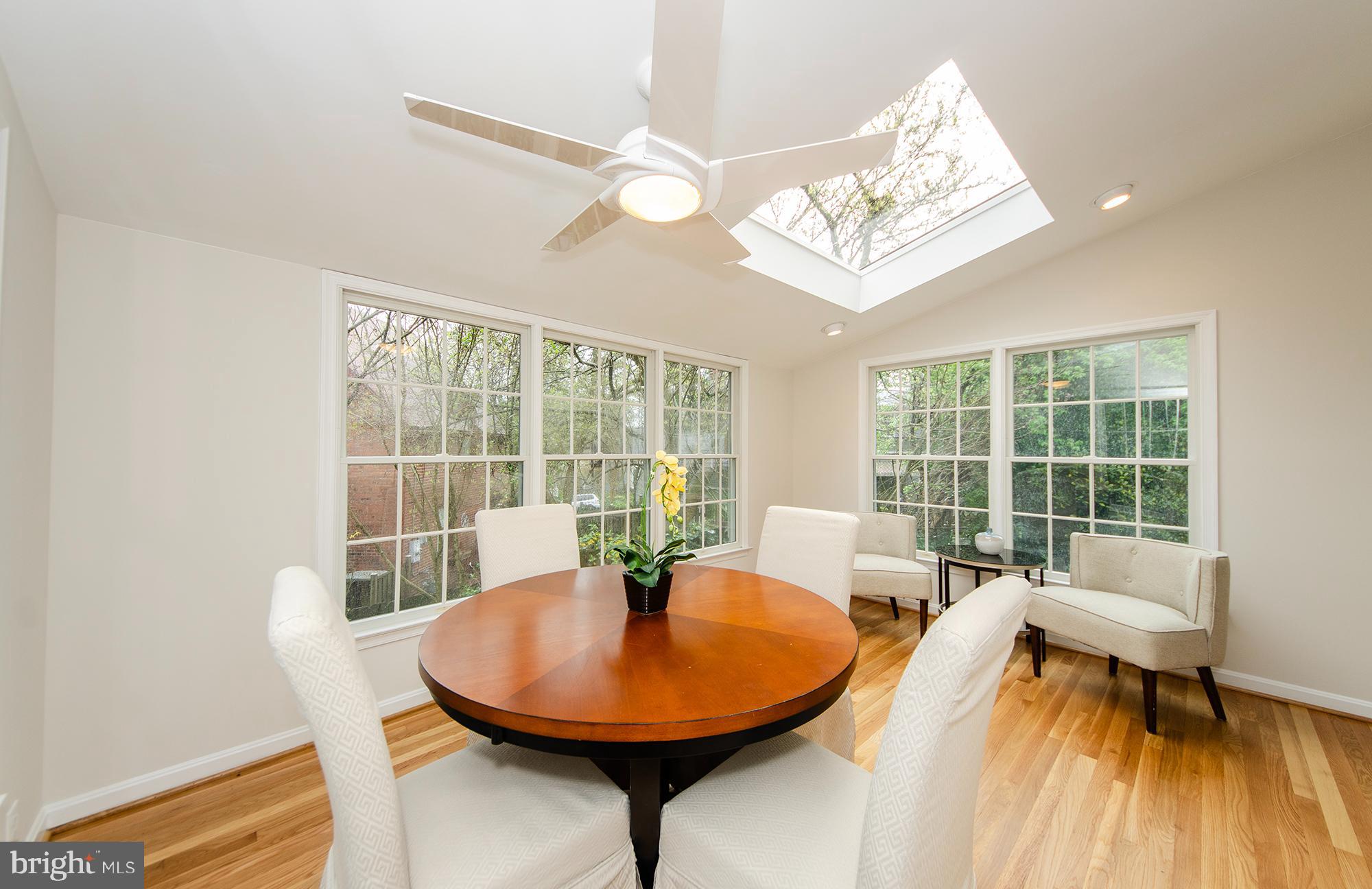 OVER LEE KNOLLS - Residential