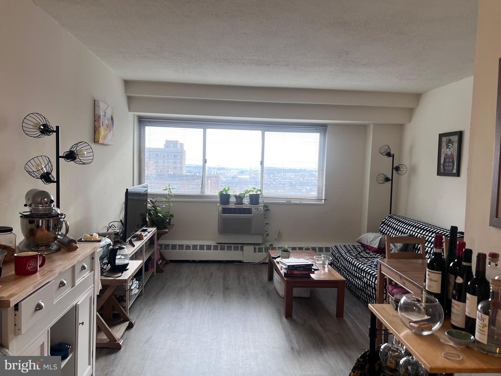 Photo of 2101 - 17 Chestnut Street #1813, PHILADELPHIA, PA 19103 (MLS # PAPH2612880)