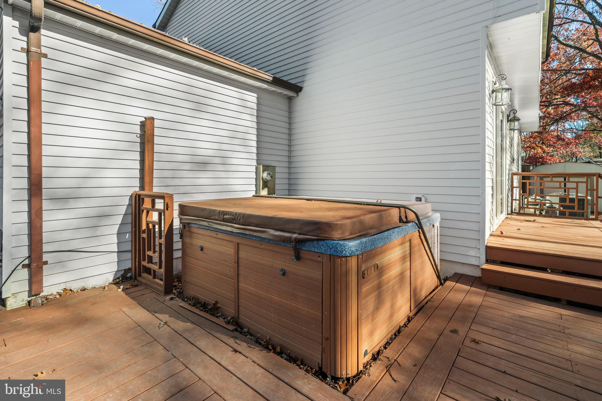 LEAVELLS CROSSING - Residential