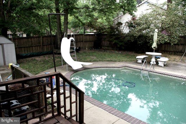 LEAVELLS CROSSING - Residential