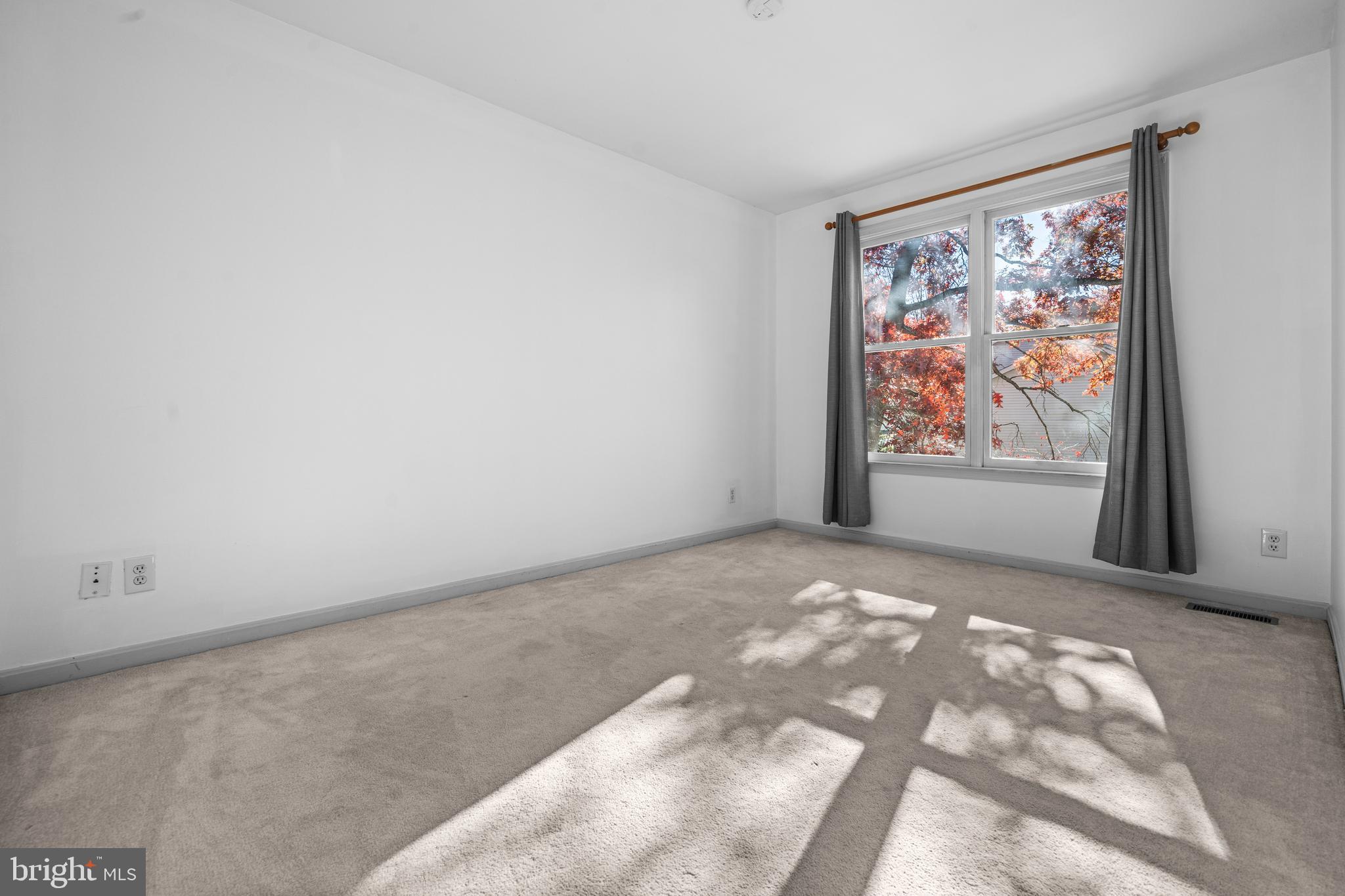 LEAVELLS CROSSING - Residential