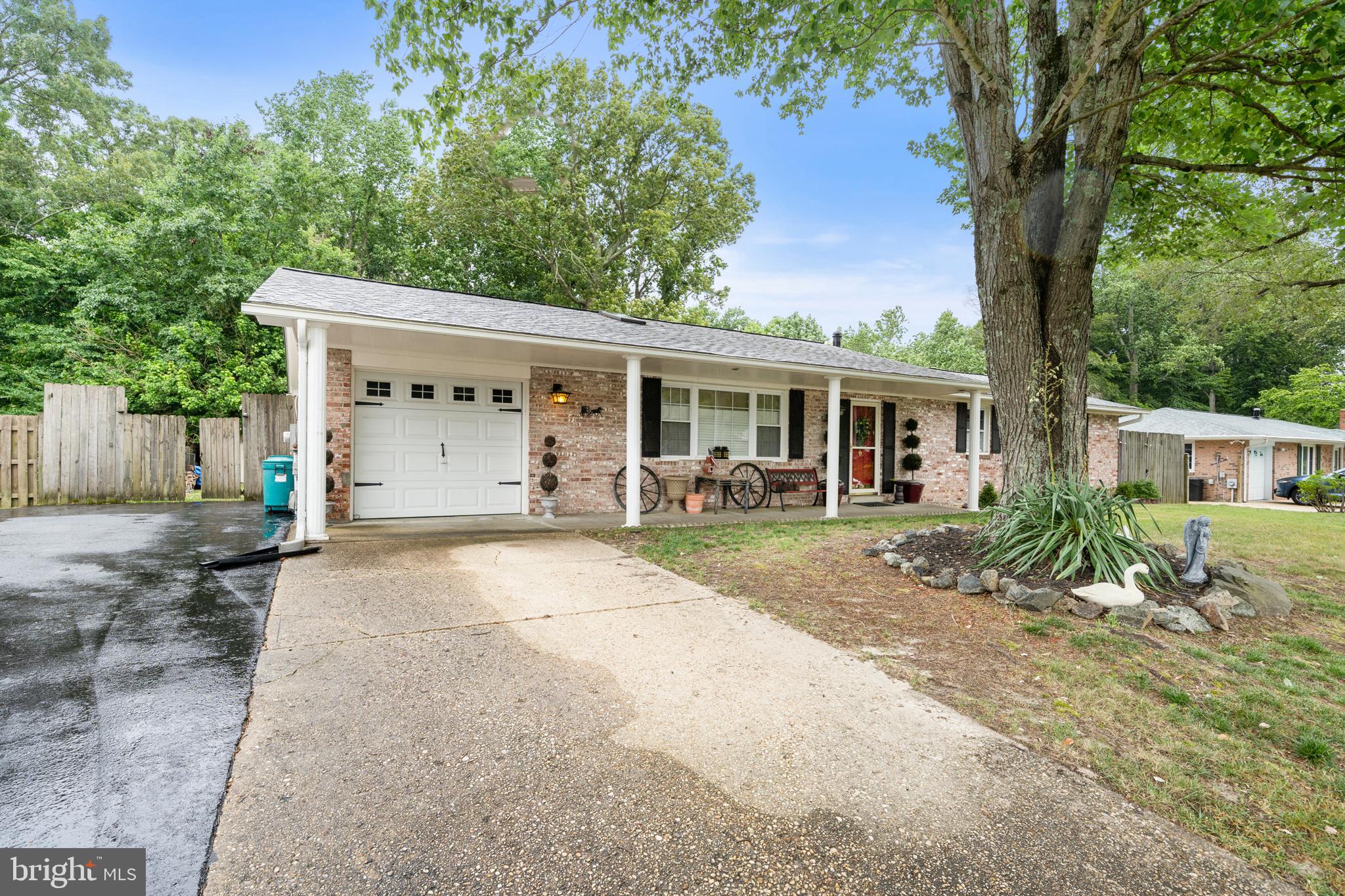 SHORES OF CALVERT - Residential