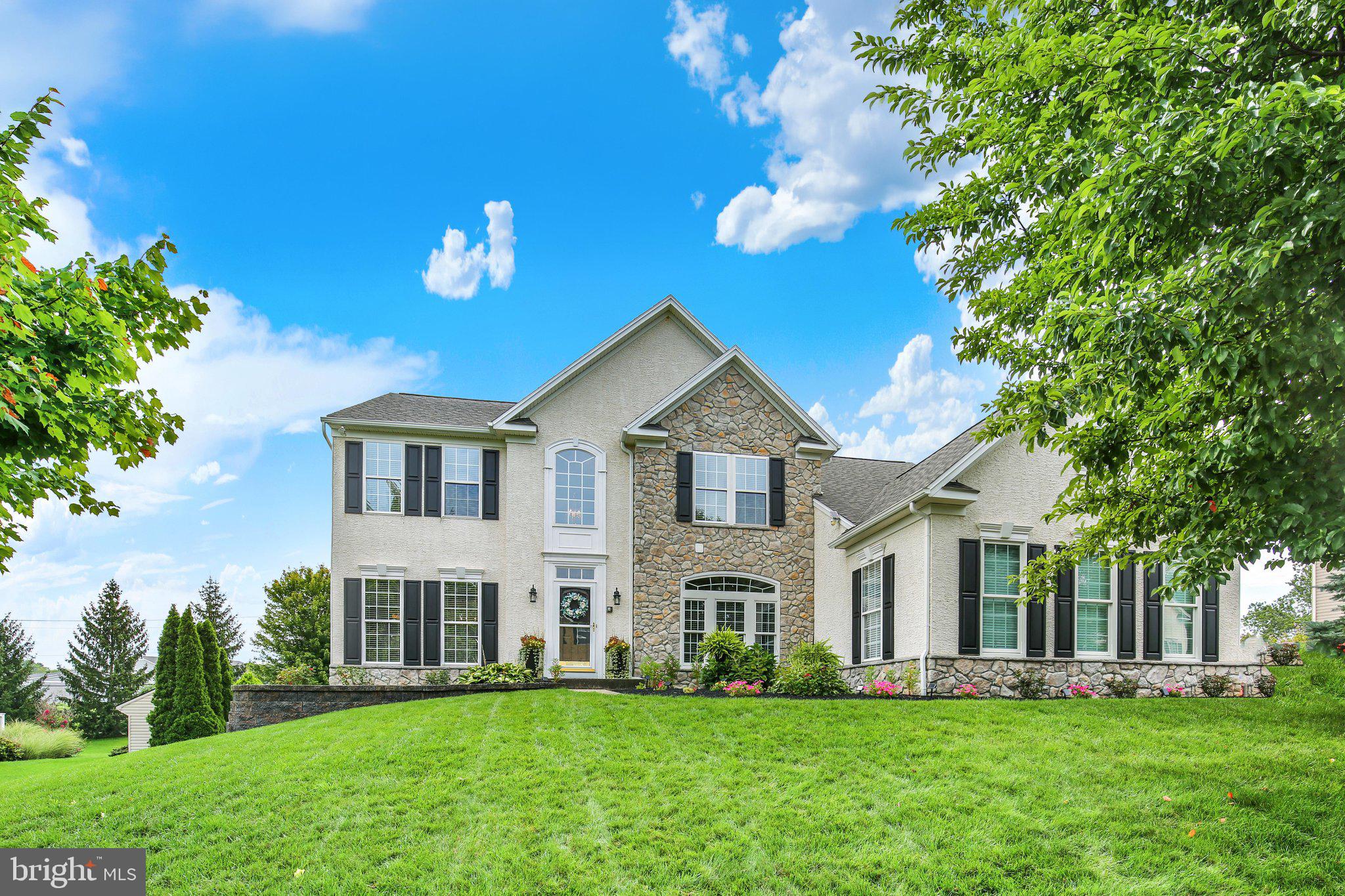 3 HIDDEN BROOK WAY