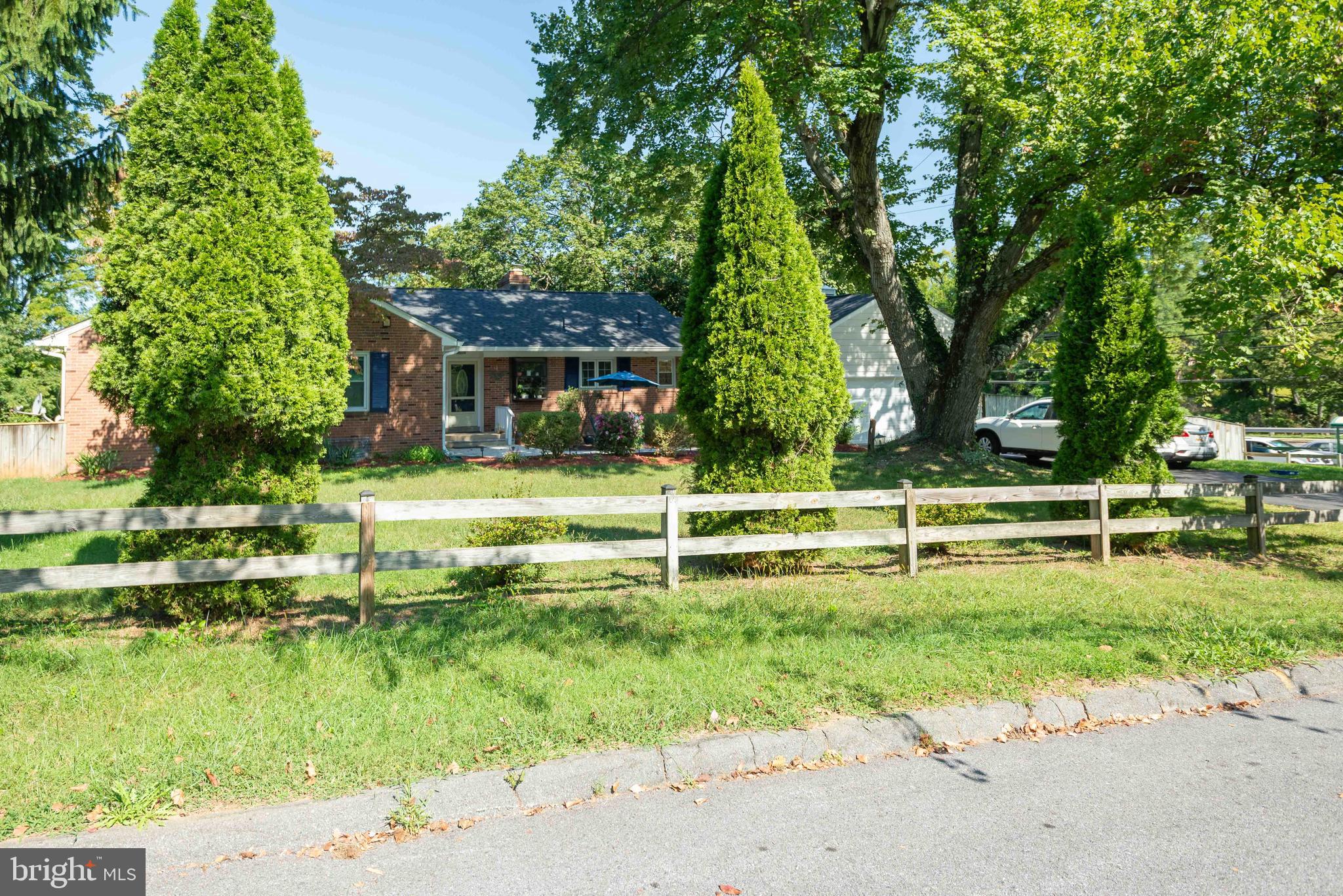 ROSEMONT - Residential