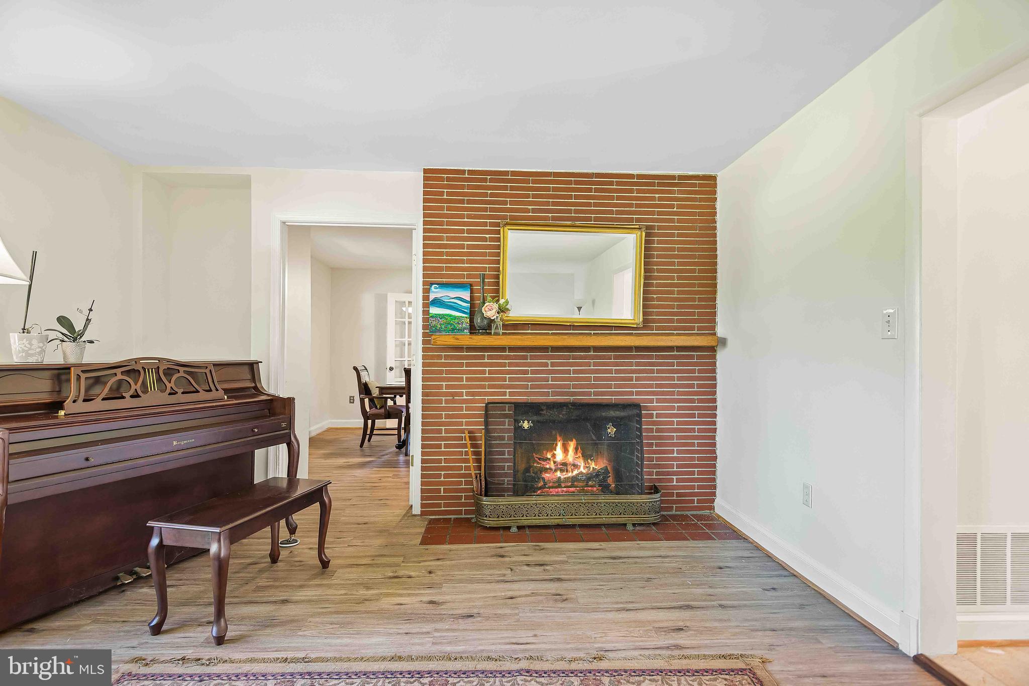 ROSEMONT - Residential