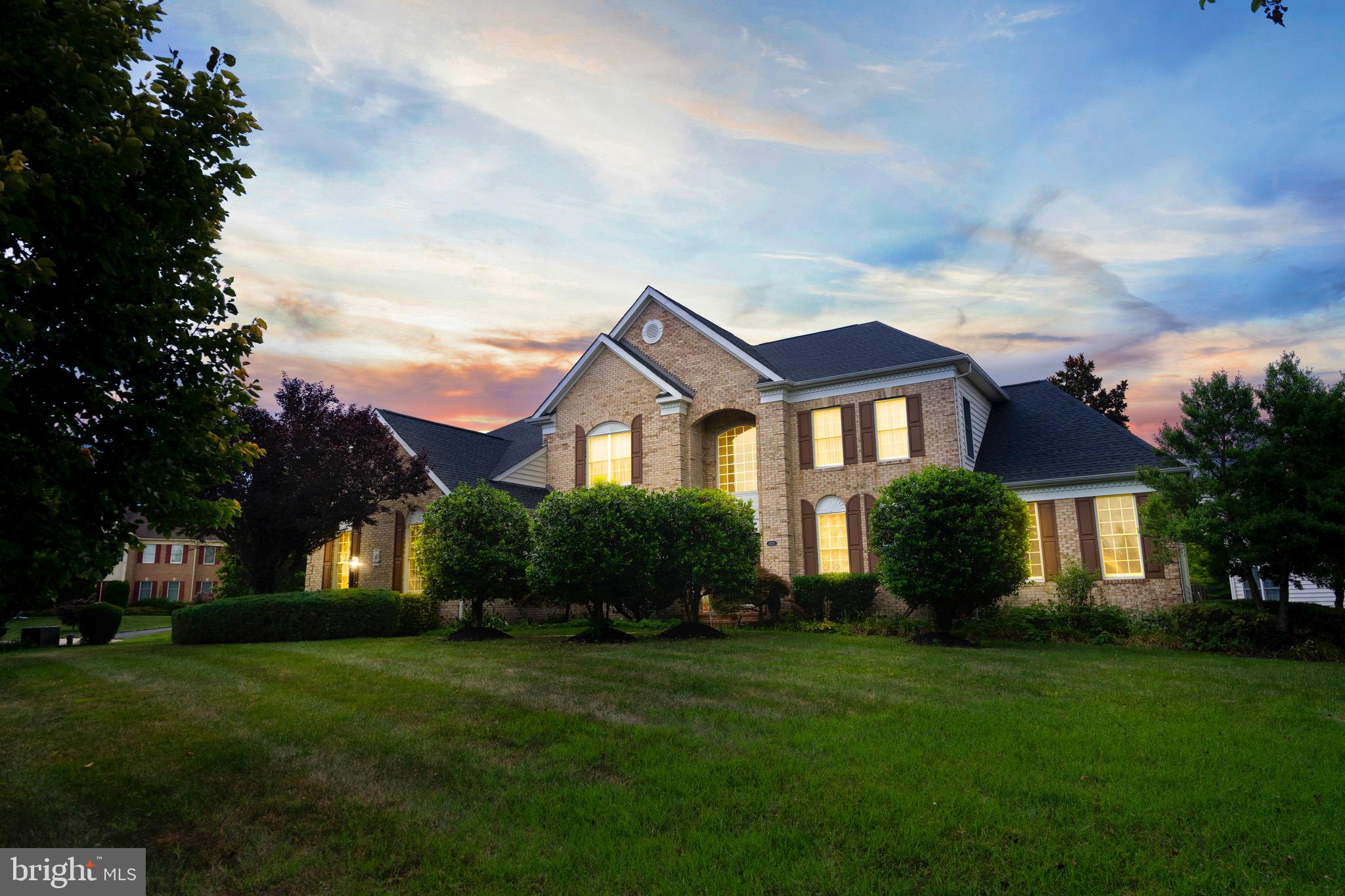 LOUDOUN VALLEY ESTATES - Residential