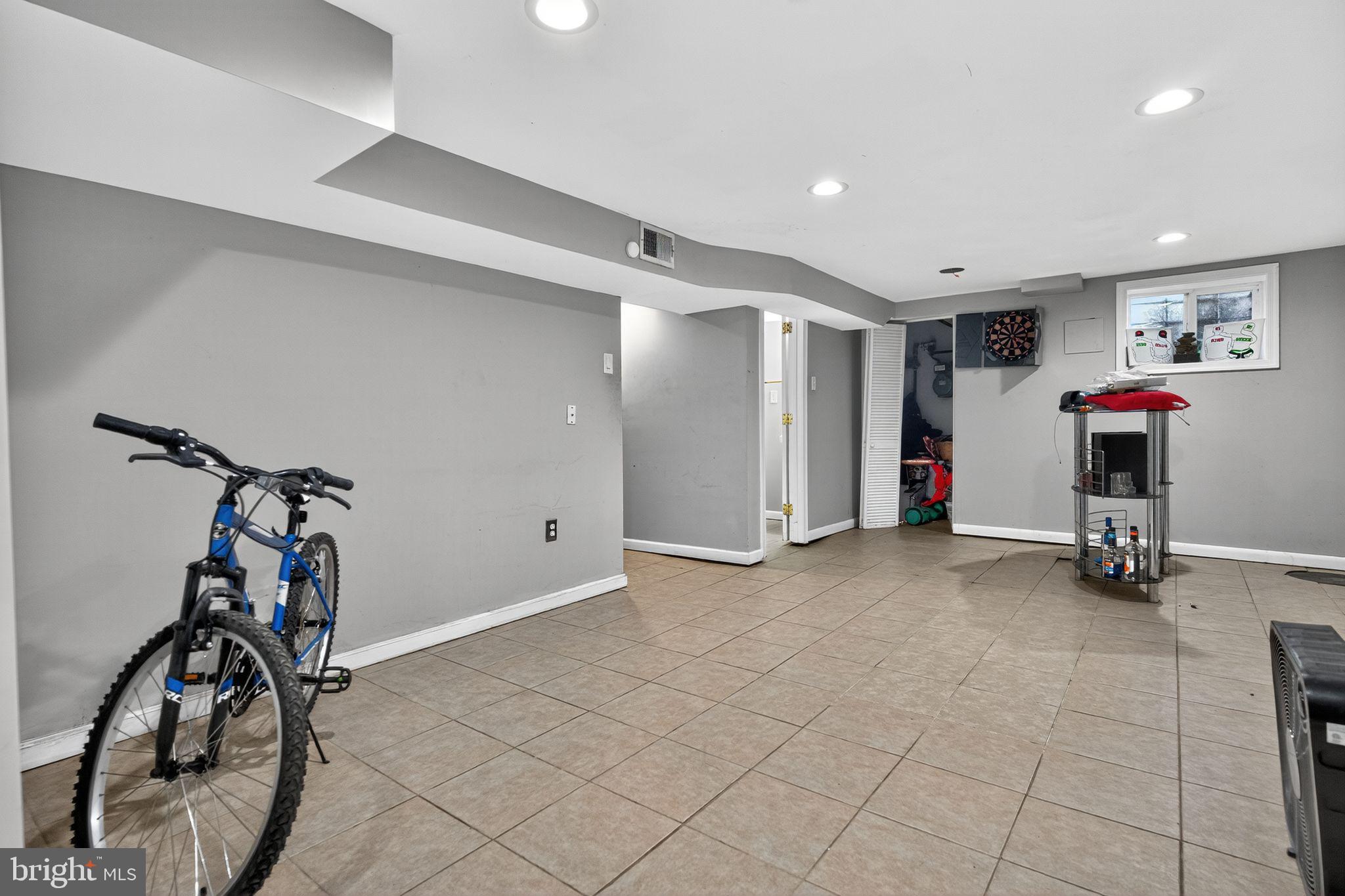 GLASSMANOR - Residential