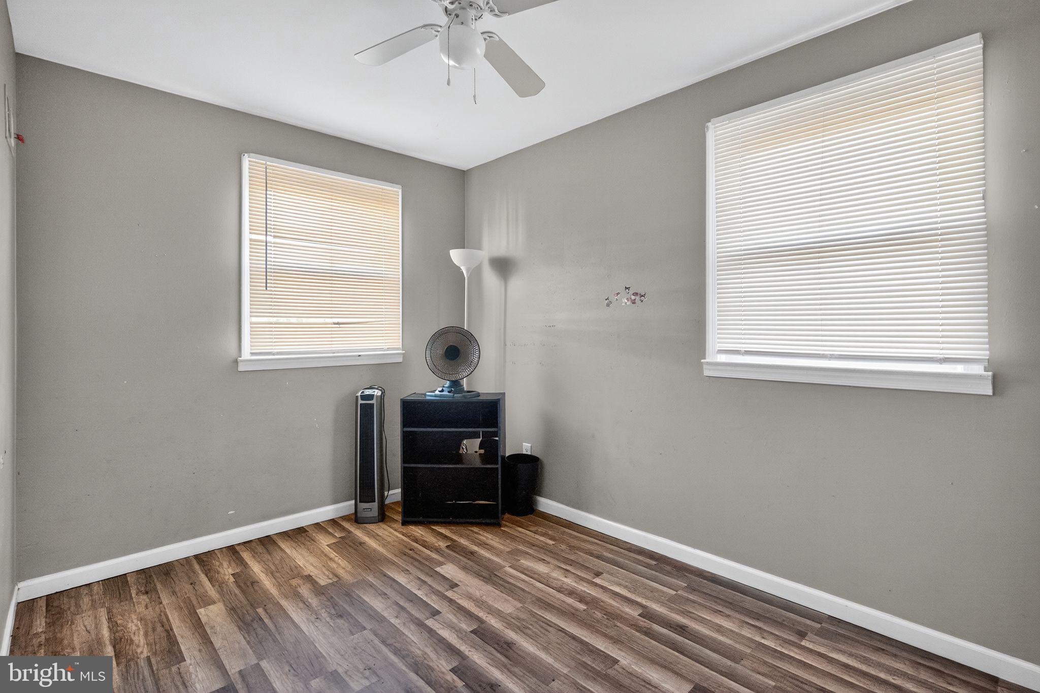 GLASSMANOR - Residential