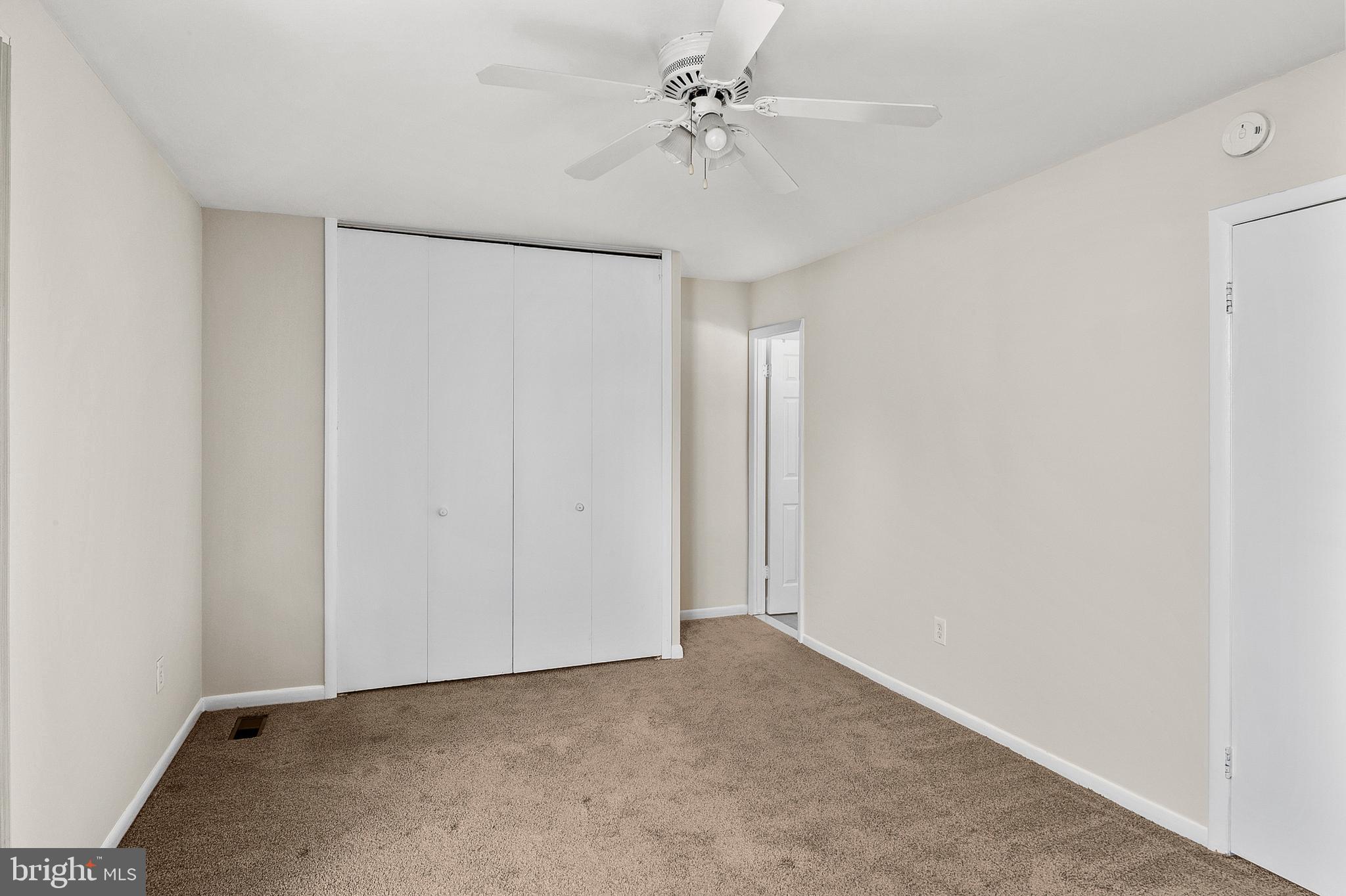 CROFTON MEADOWS - Residential Lease