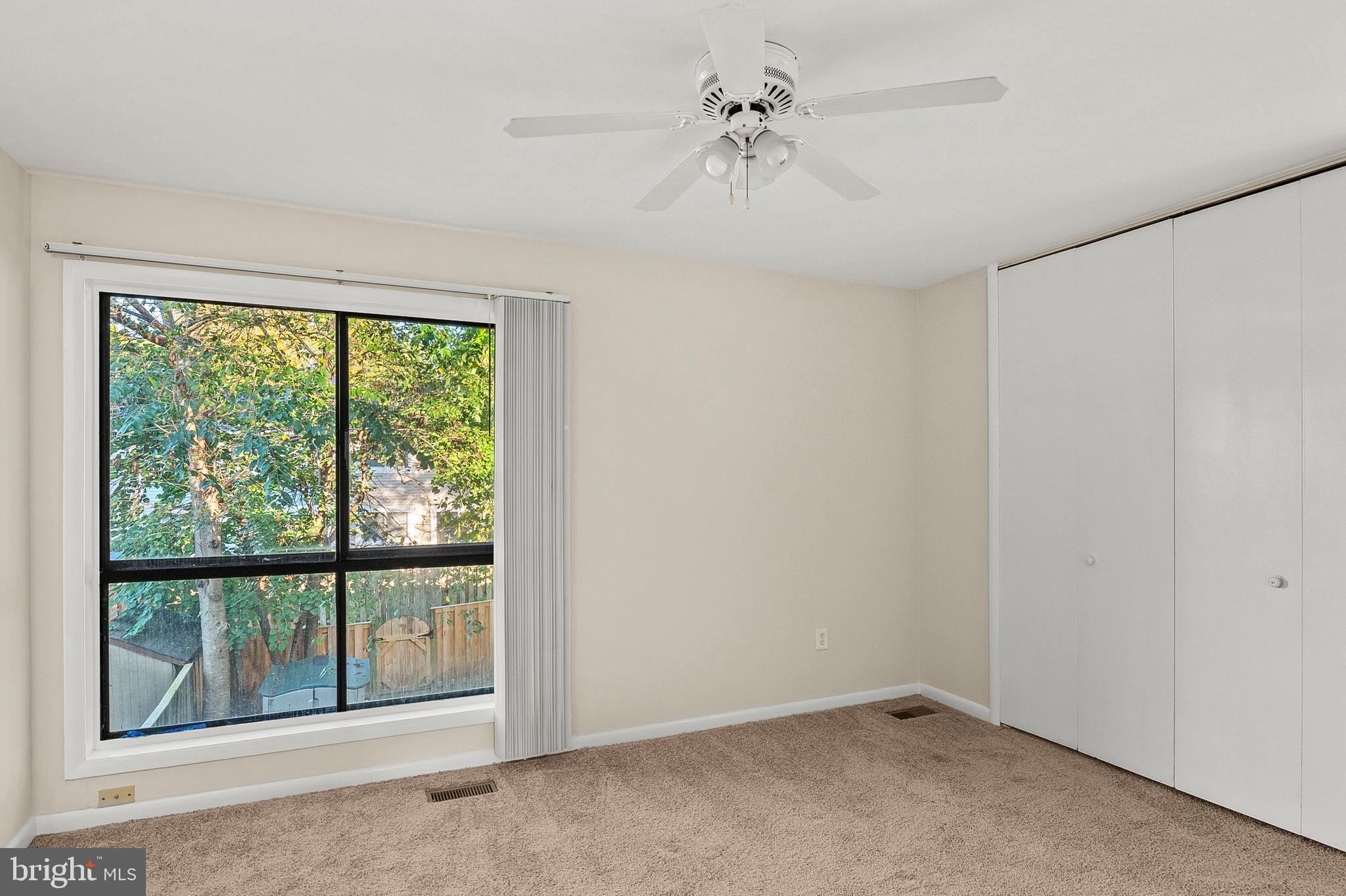 CROFTON MEADOWS - Residential Lease