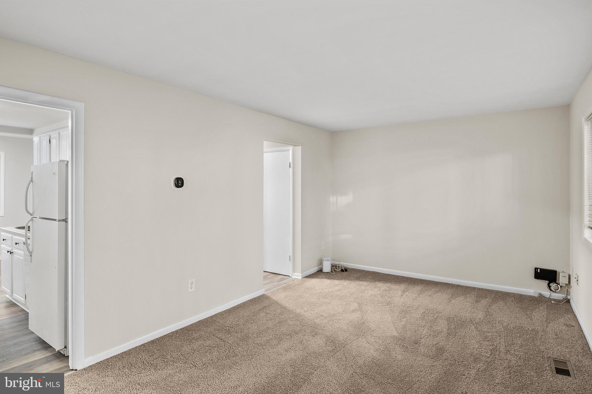 CROFTON MEADOWS - Residential Lease