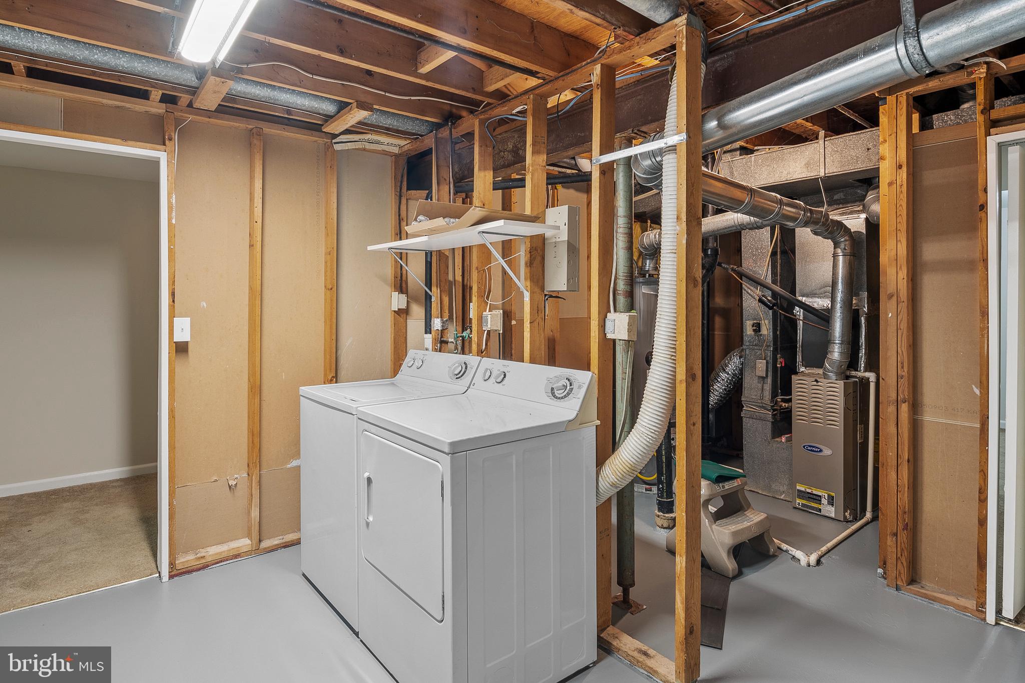 CROFTON MEADOWS - Residential Lease