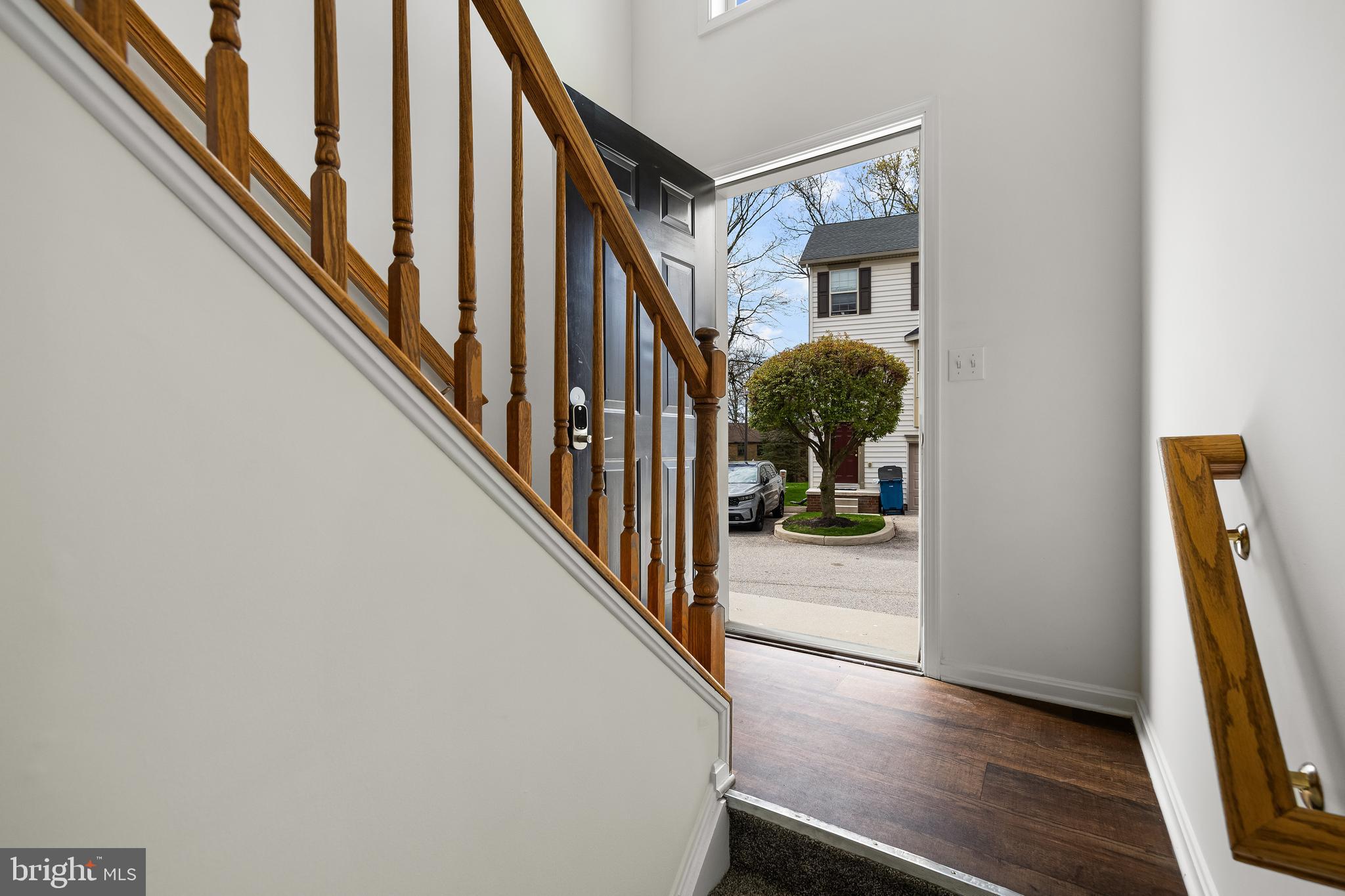 24 SHADY TREE COURT