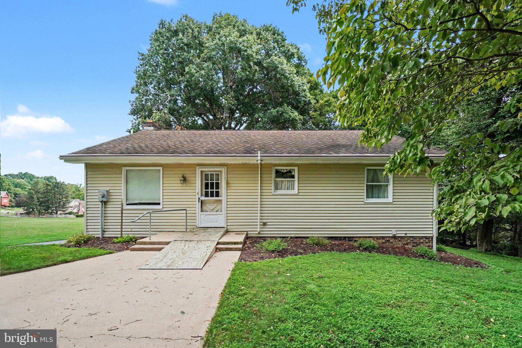 885 MOUNT WILSON ROAD