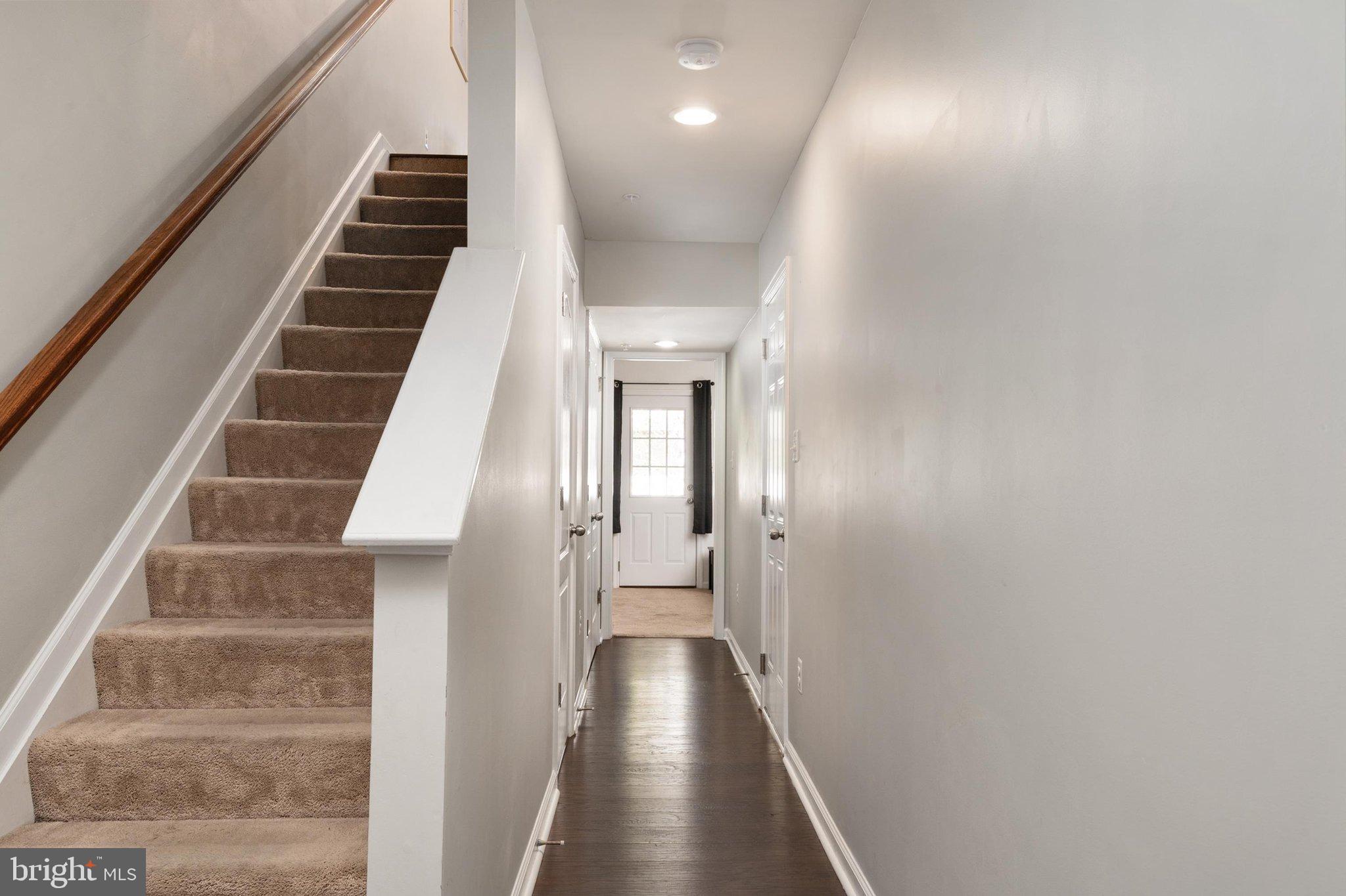 518 KINGLETS ROOST LANE