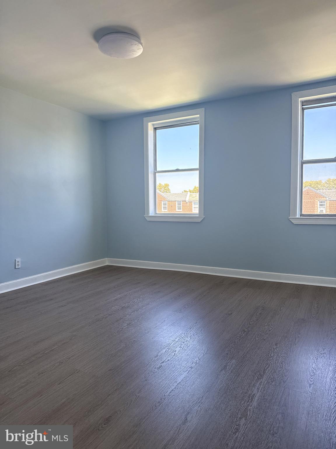 MAYFAIR (EAST) - Residential