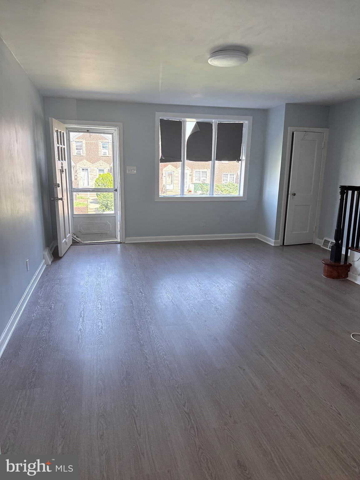 MAYFAIR (EAST) - Residential