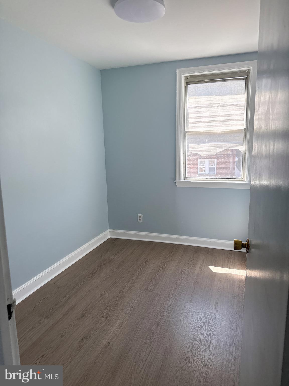 MAYFAIR (EAST) - Residential