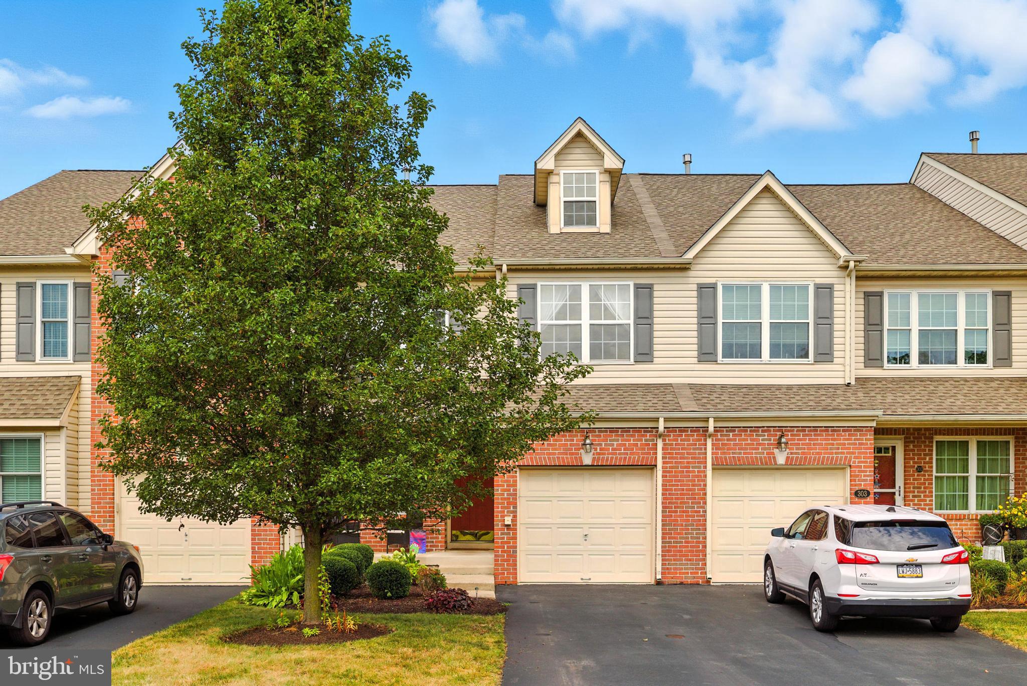305 MANOR ROAD