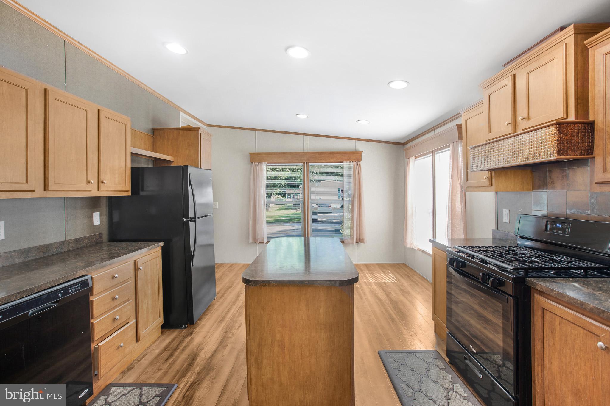 199 BOONES DRIVE