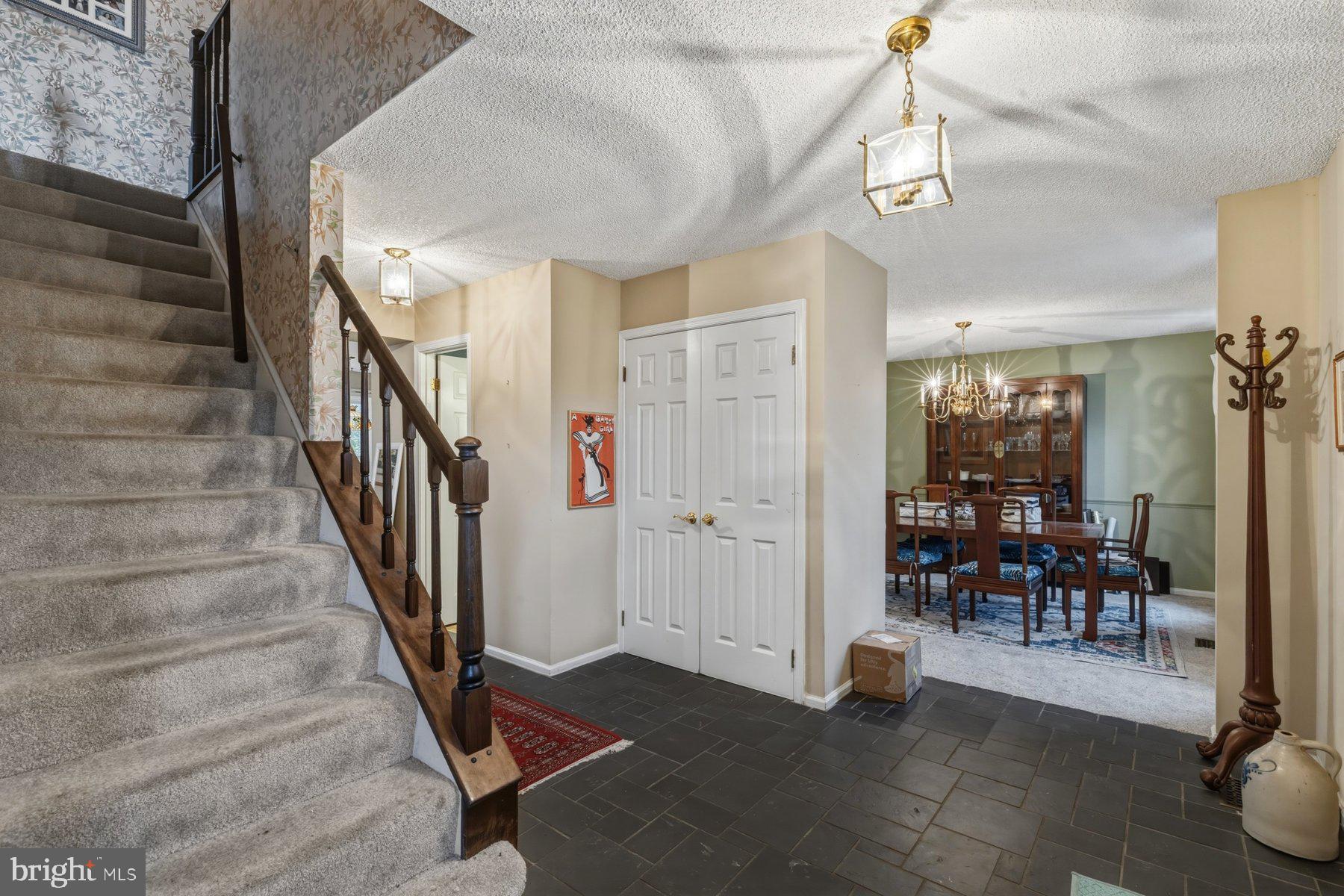 LUTHERVILLE - Residential