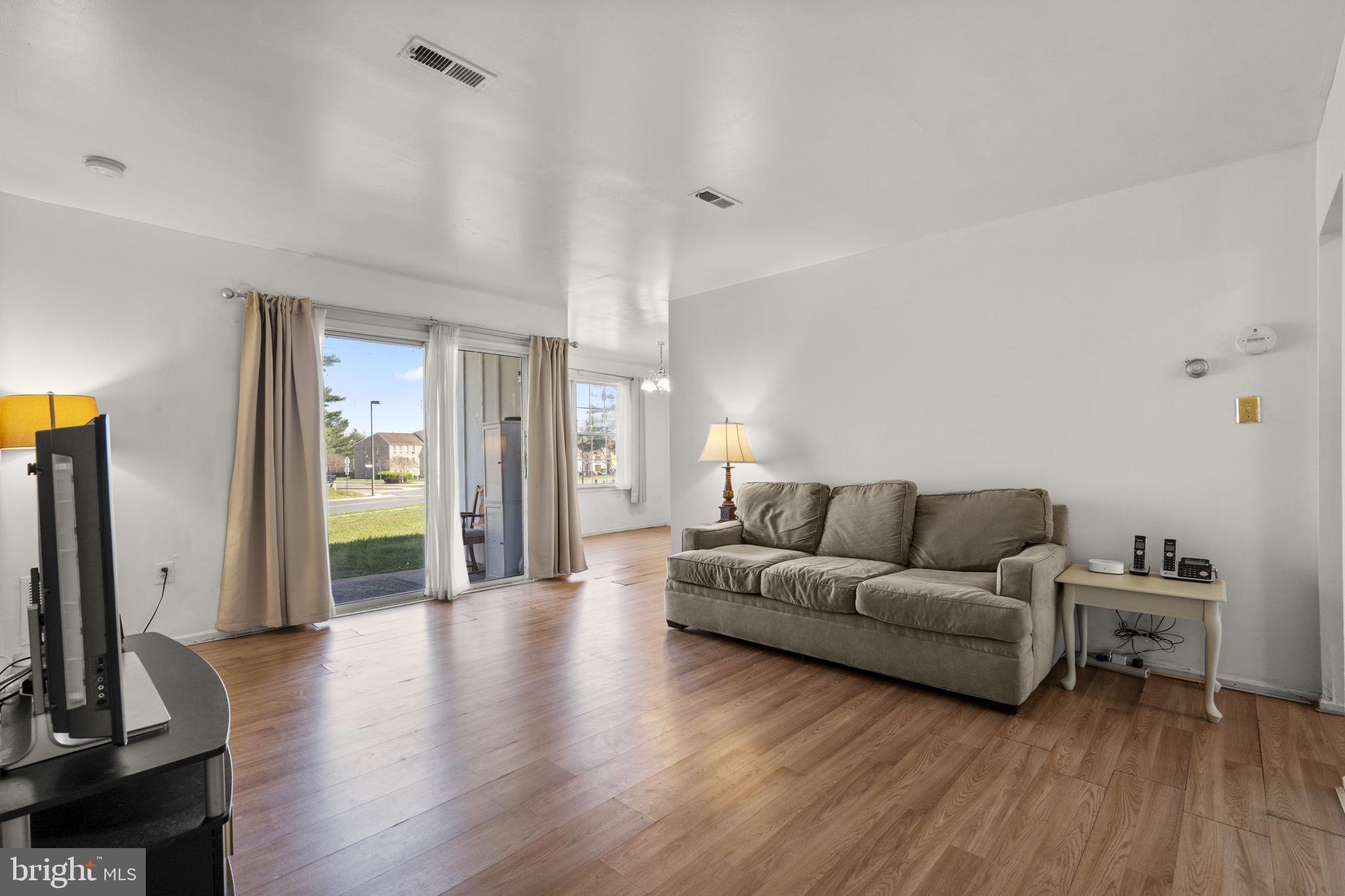 PARKWAY CONDOMINIUMS - Residential