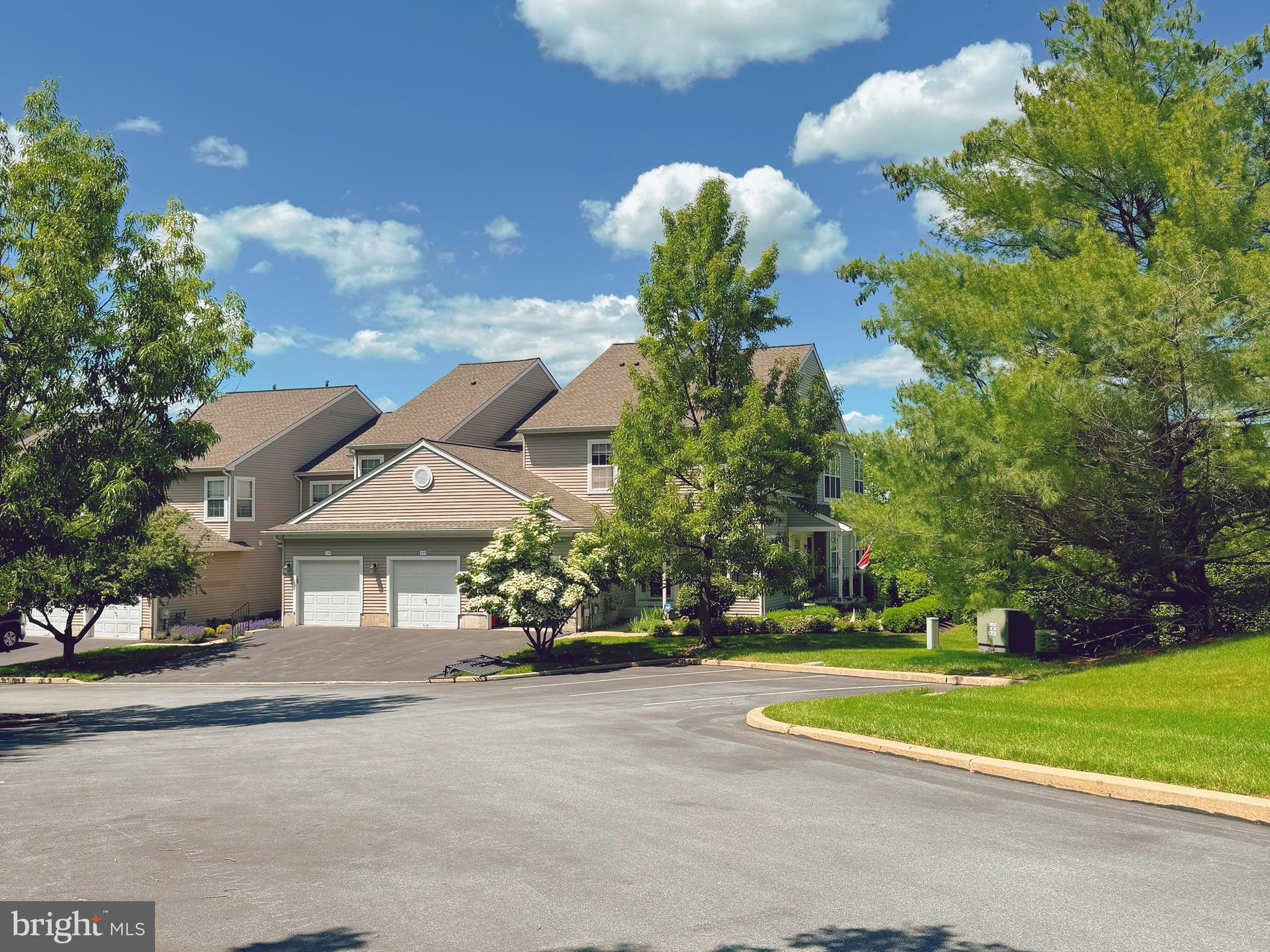 137 HIDDEN HOLLOW COURT 4002