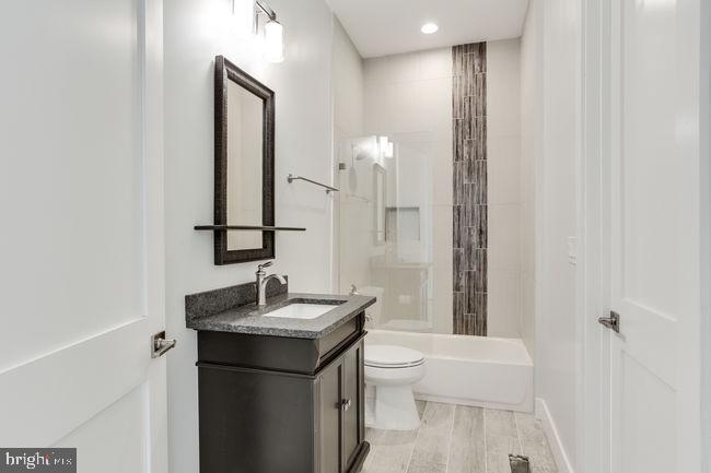 PIMMIT HILLS - Residential