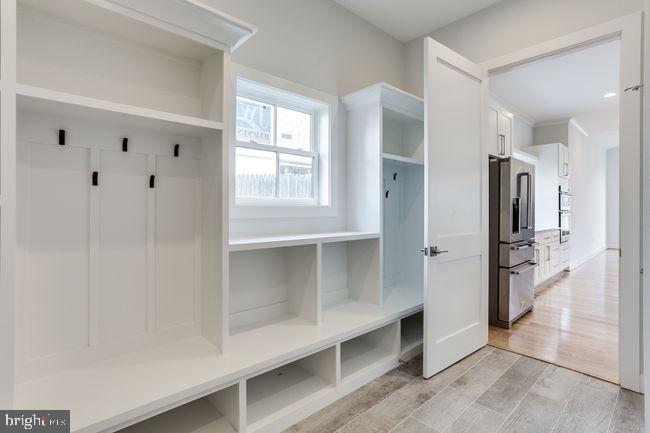 PIMMIT HILLS - Residential