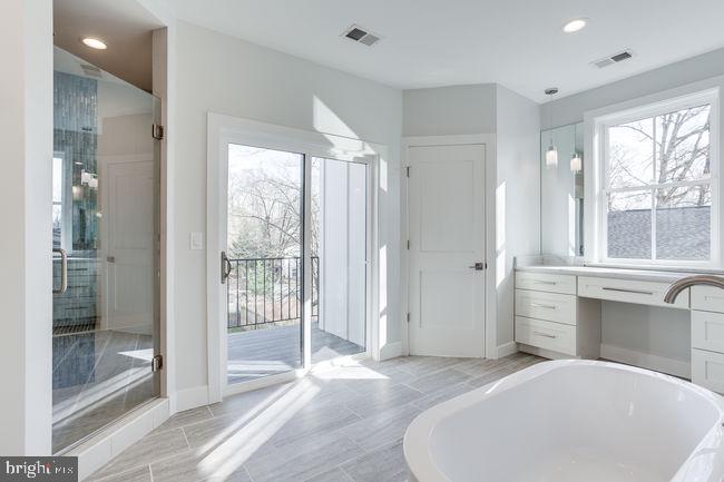 PIMMIT HILLS - Residential