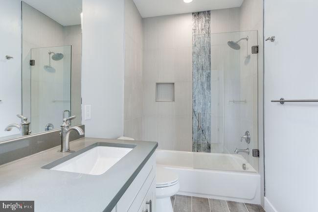 PIMMIT HILLS - Residential