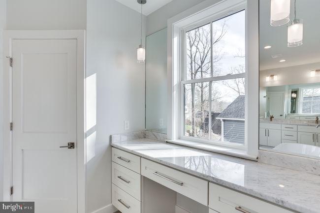 PIMMIT HILLS - Residential