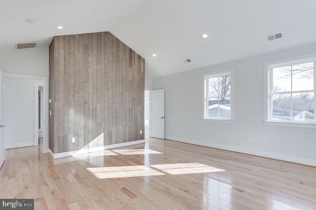 PIMMIT HILLS - Residential