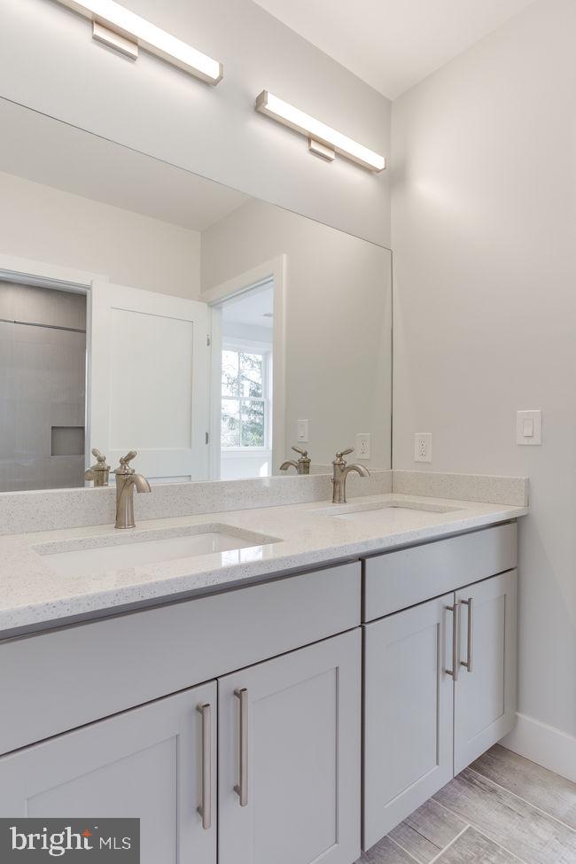 PIMMIT HILLS - Residential