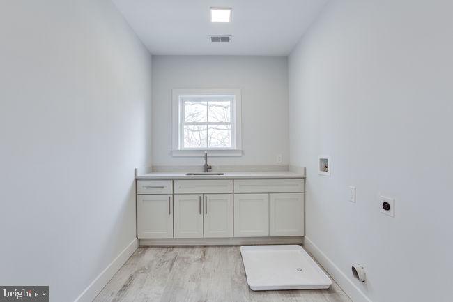 PIMMIT HILLS - Residential