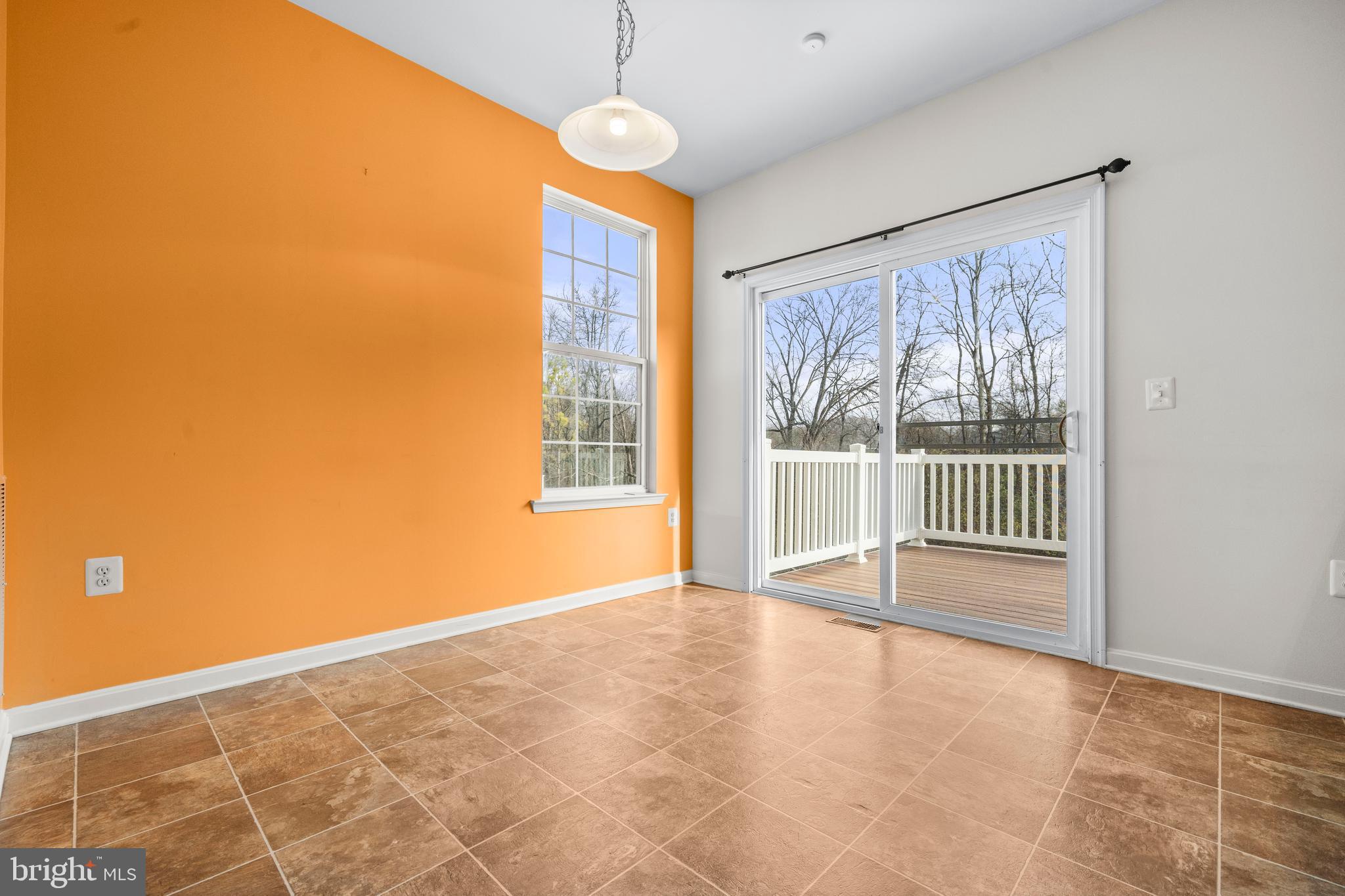 VILLAGES AT PEPPER MILL - Residential