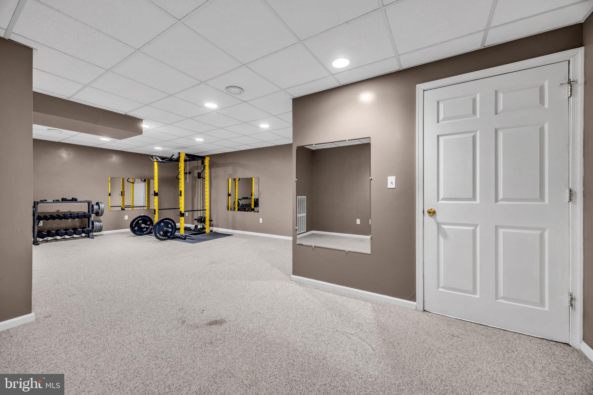 MIRY CROSSING - Residential