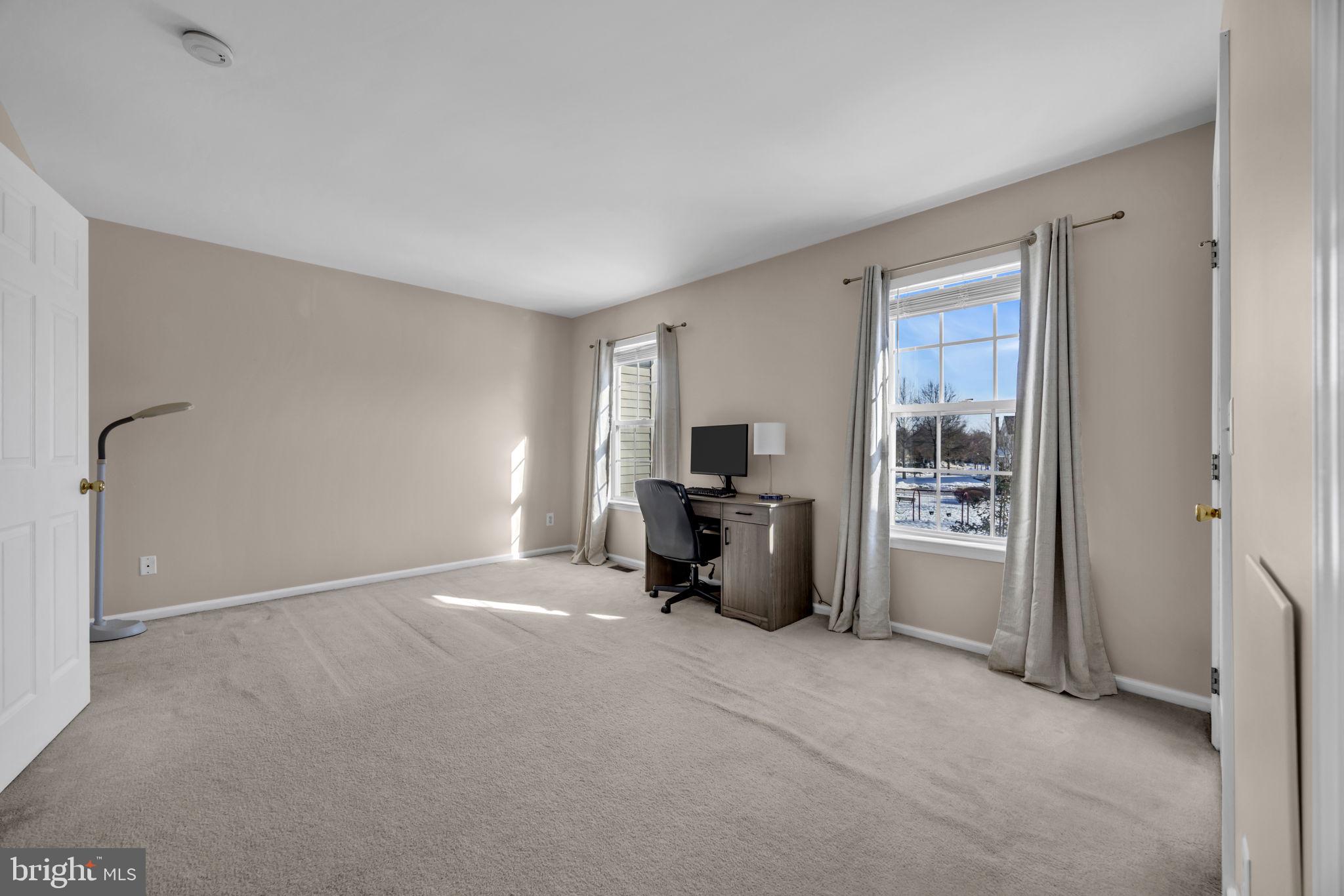 MIRY CROSSING - Residential