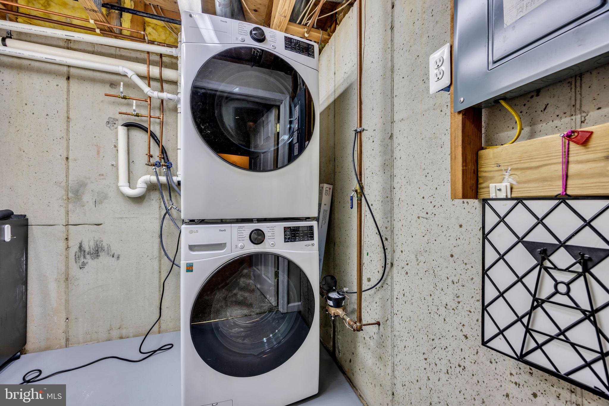 MIRY CROSSING - Residential