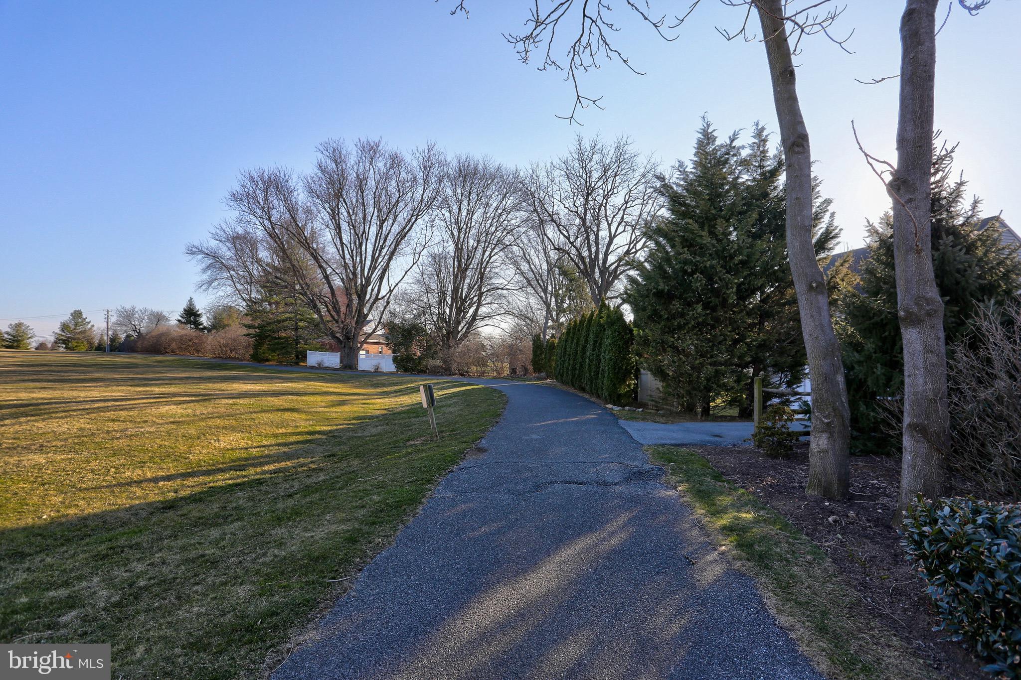 KISSEL HILL COMMONS - Residential