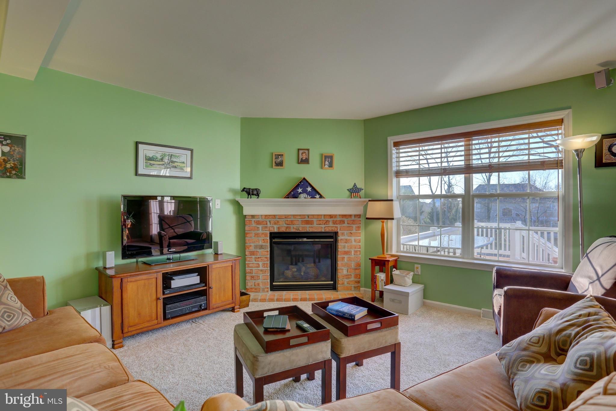 KISSEL HILL COMMONS - Residential