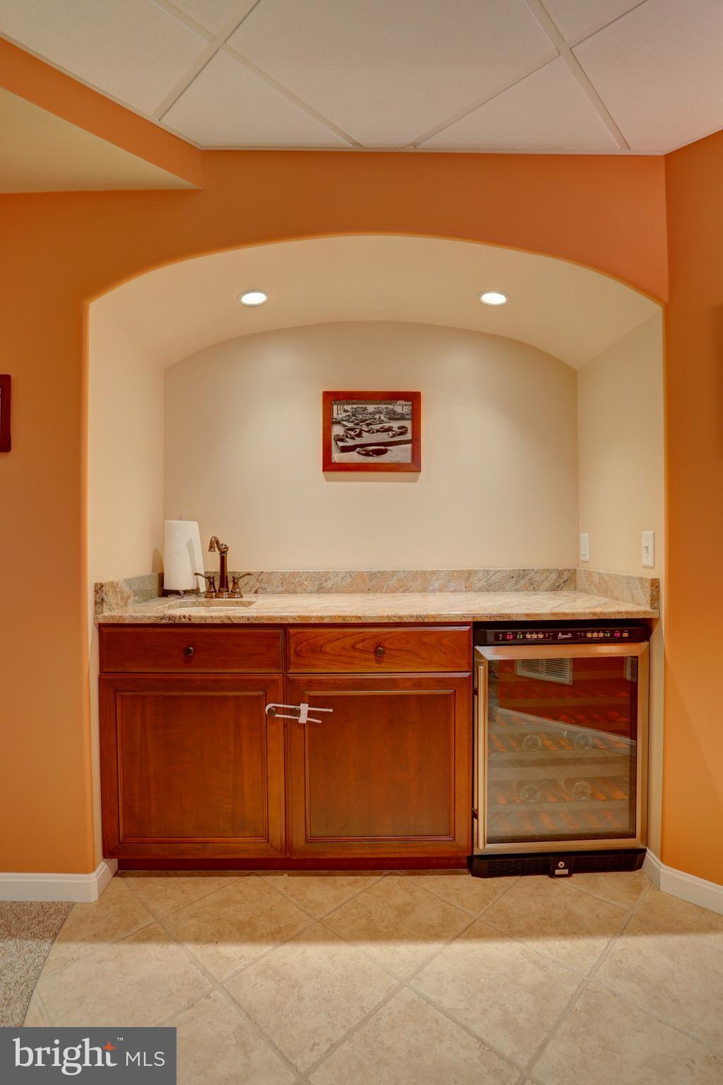 KISSEL HILL COMMONS - Residential