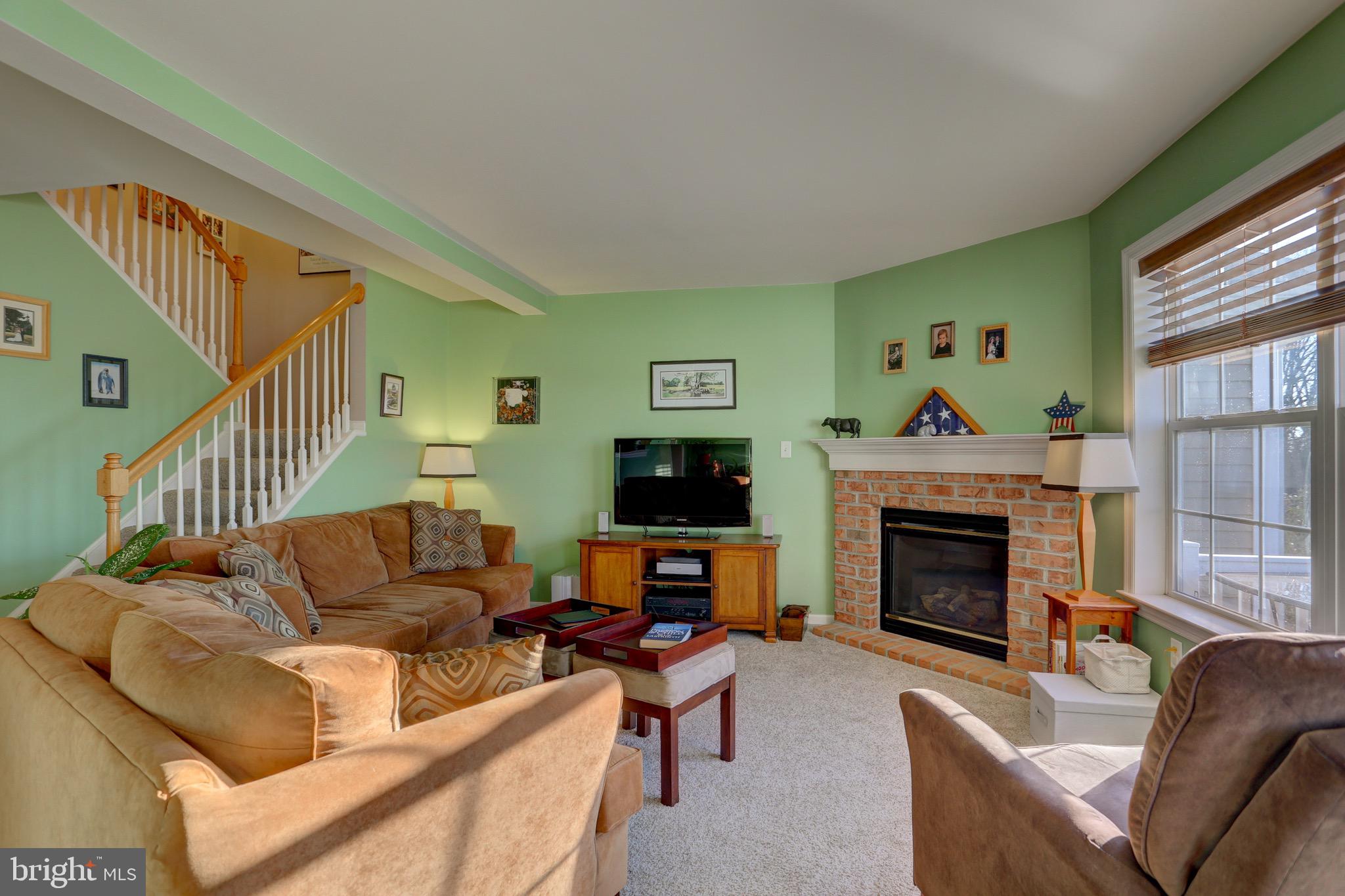 KISSEL HILL COMMONS - Residential