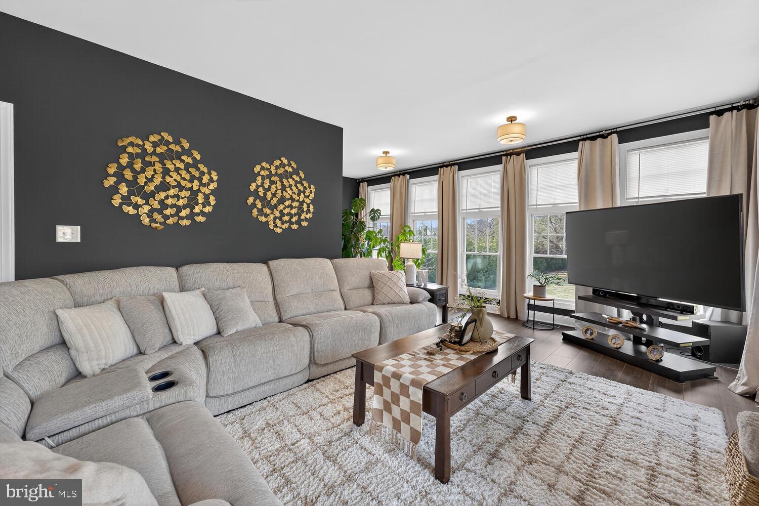 PINE VALLEY FARMS - Residential