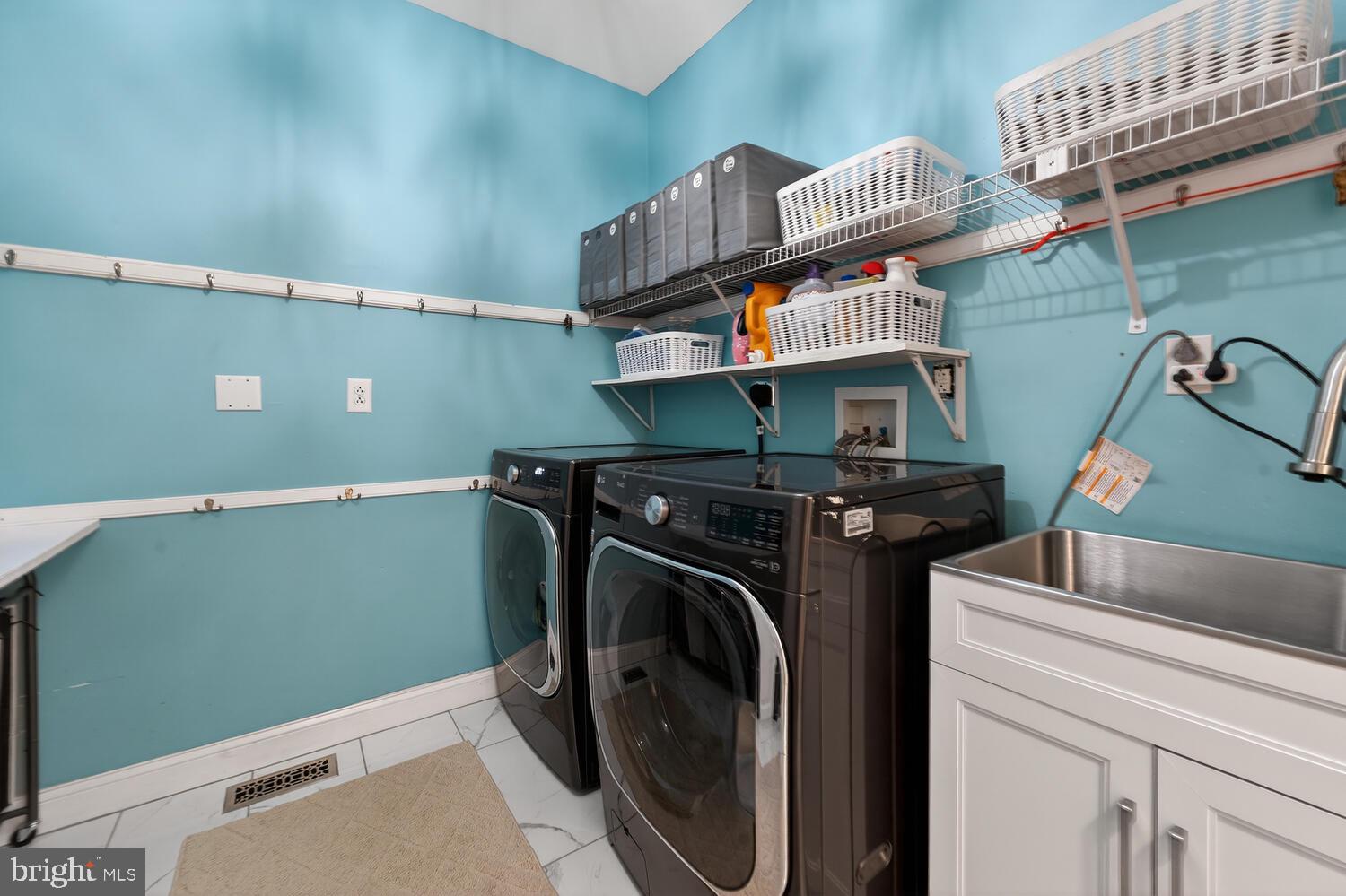 PINE VALLEY FARMS - Residential