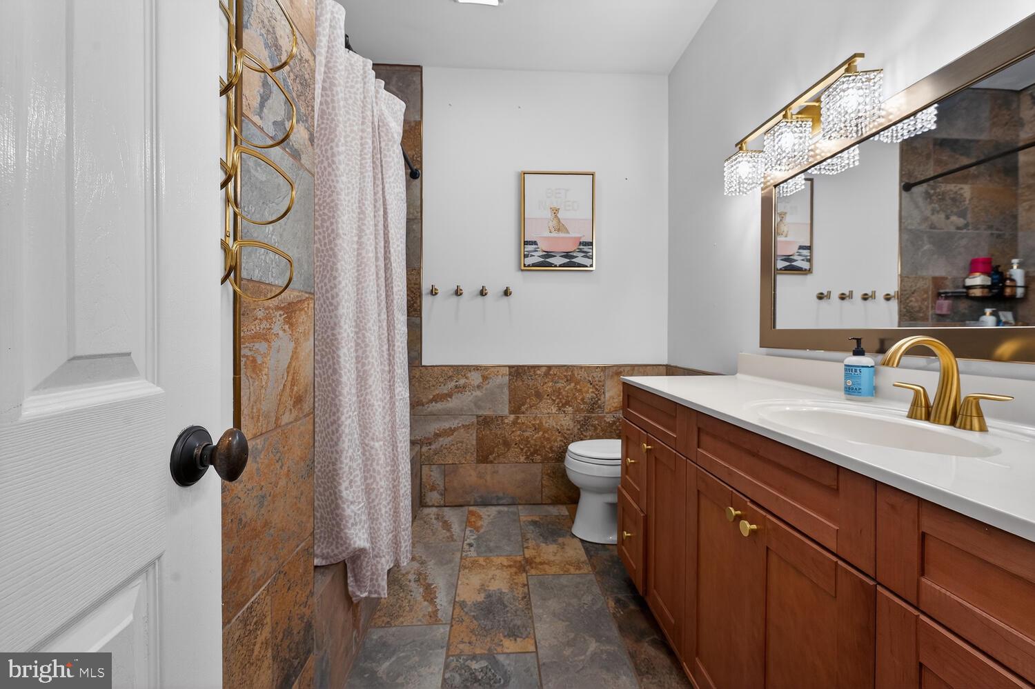 PINE VALLEY FARMS - Residential