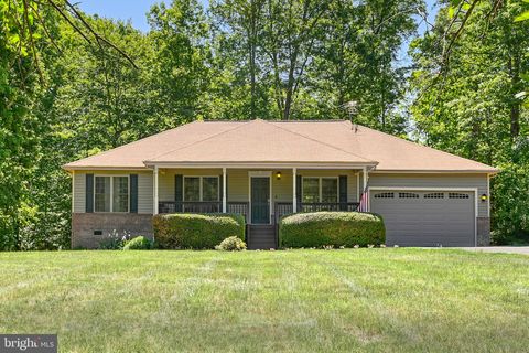 Homes For Sale - 418 Windwood Coves Boulevard<br/> MINERAL, VA 23117