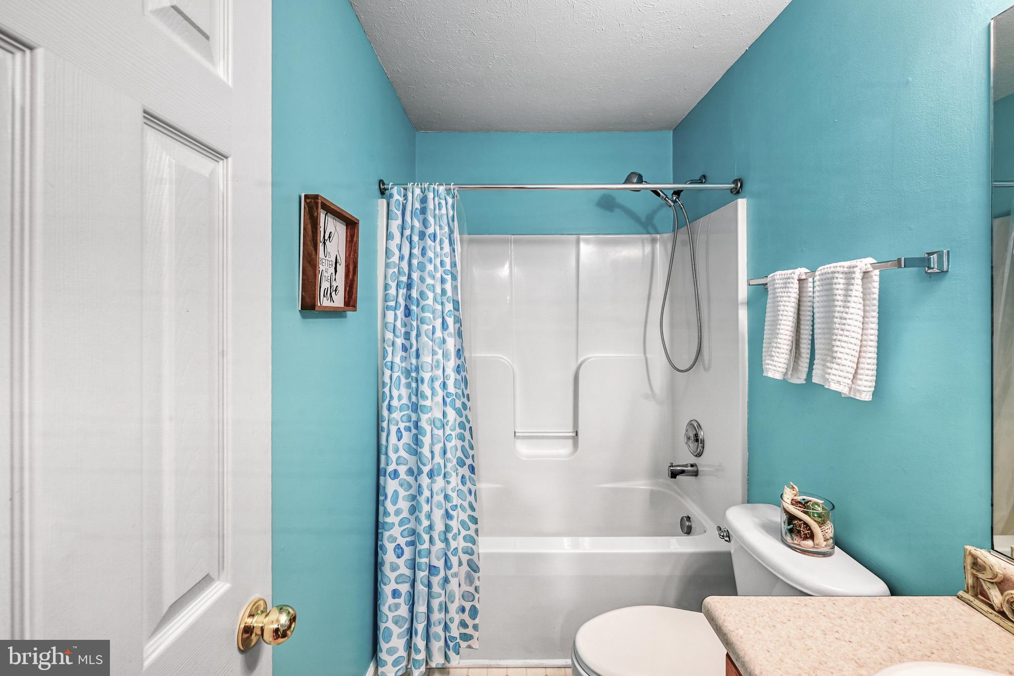 WINDWOOD COVES - Residential